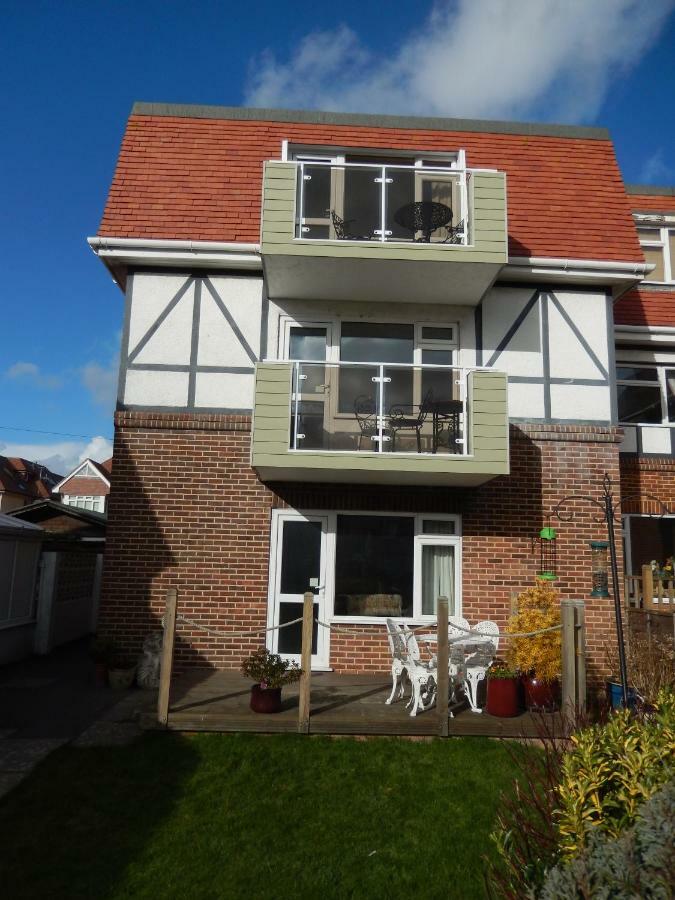 Gables Court Holiday Apartments Swanage Exteriér fotografie